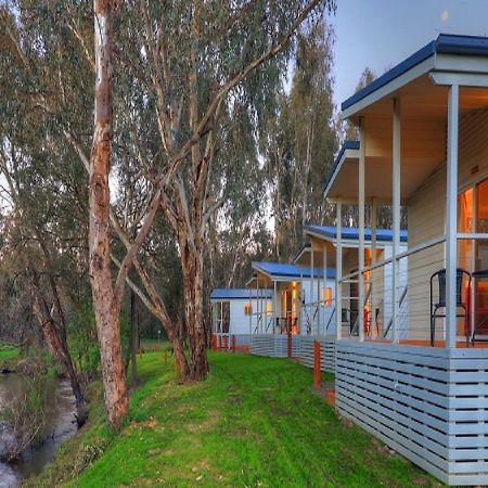 Yea Riverside Caravan Park Bagian luar foto